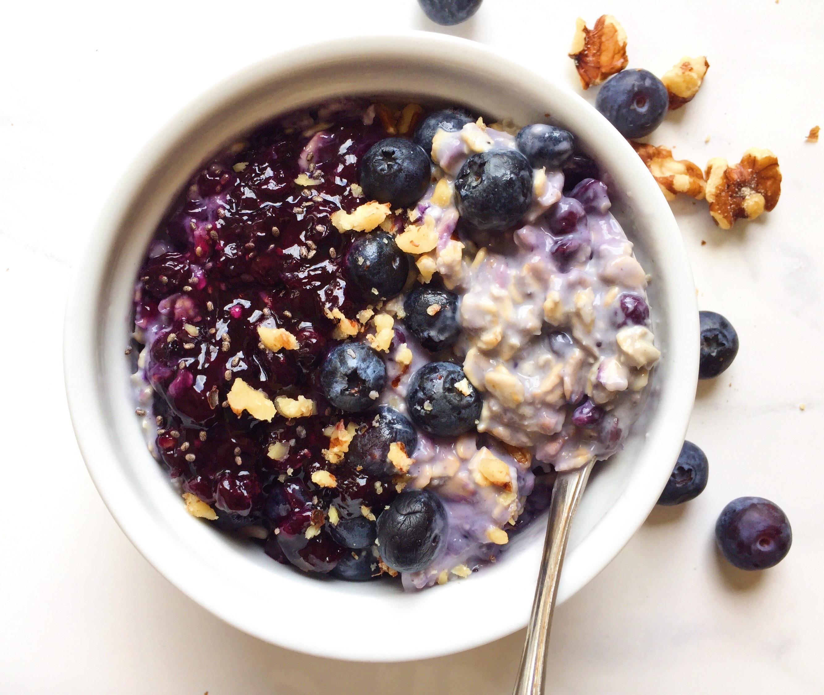Blueberry Pie Overnight Oats - The Dish On Healthy