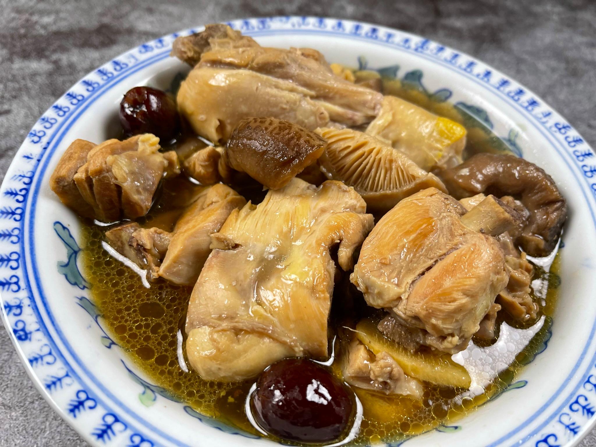 Sesame Oil Chicken Recipe (Ma You Ji 麻油雞) • Oh Snap! Let's Eat!