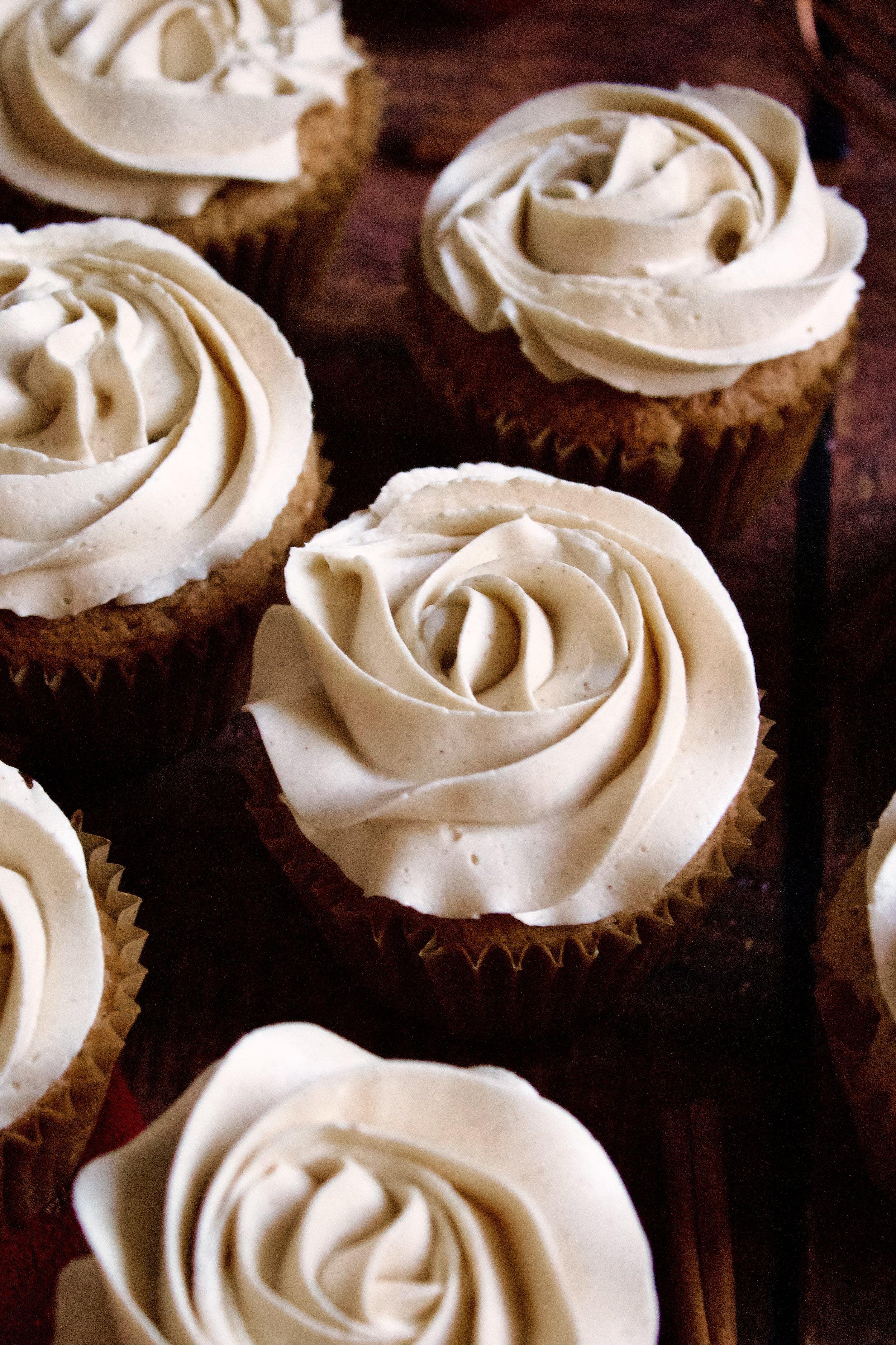Eggnog Cupcakes with Cinnamon Spice Buttercream — Poetry & Pies
