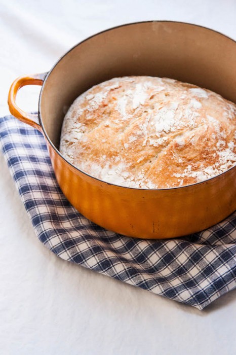No Knead Bread is crispy on the outside, soft and pillowy on the inside, and extremely easy to make! | TheCornerKitchenBlog.com #recipe #bread